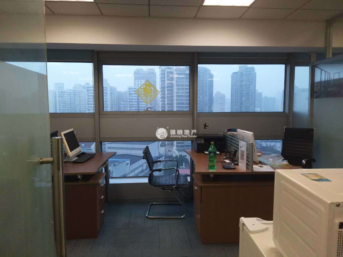 静安寺环球世界大厦139平米写字楼出租